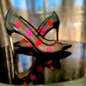 Macy’s INC stiletto lips pumps, size 7M